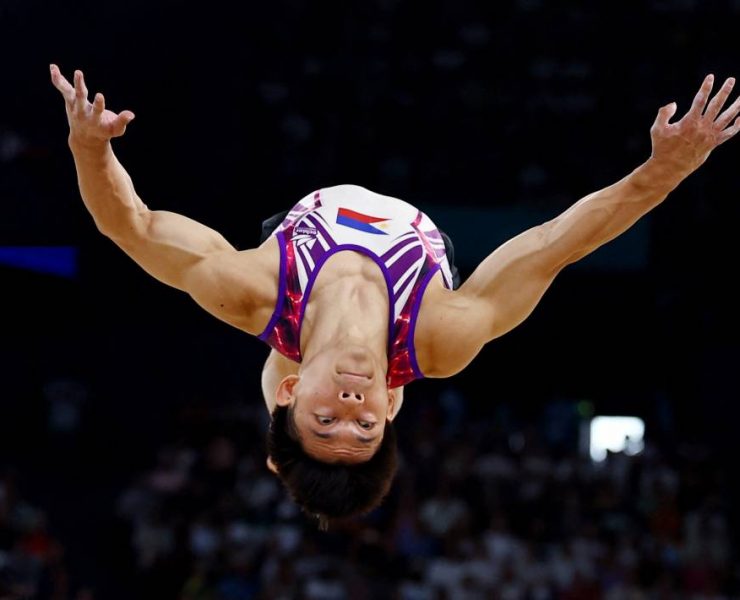 Paris 2024 Olympics - Artistic Gymnastics - Men's Floor Exercise Final - Bercy Arena, Paris, France - August 03, 2024. Carlos Edriel Yulo of Philippines in action. REUTERS/Hannah Mckay