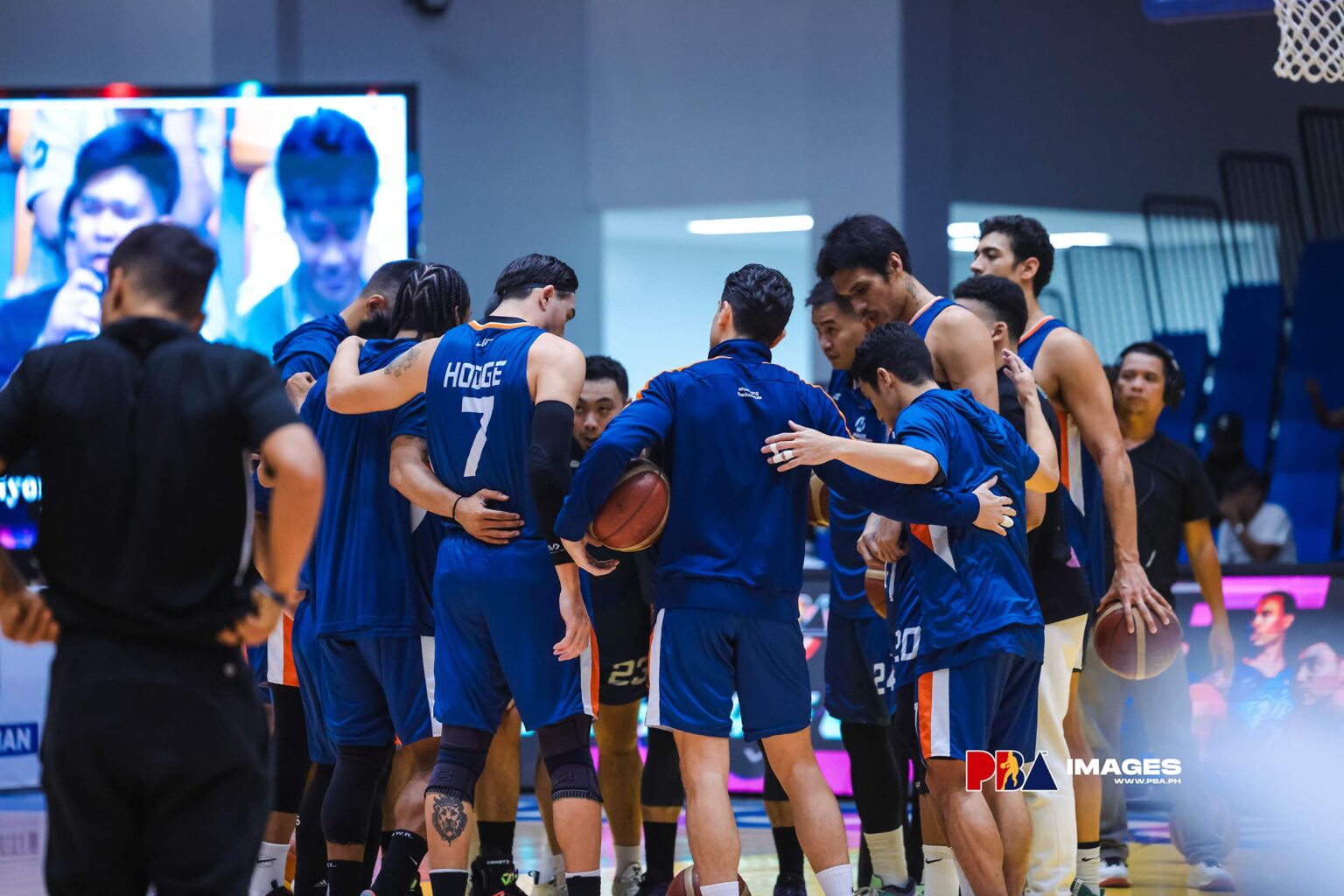 After shock defeat, Bolts need sweep to advance - Philippine Daily Inquirer