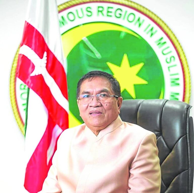 Abdulraof Macacua: Man of the hour - Philippine Daily Inquirer